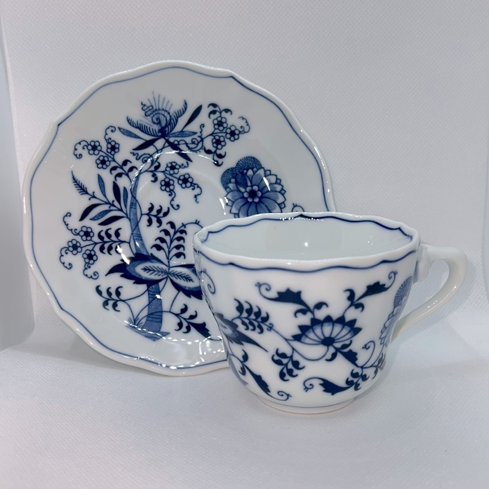 BLUE DANUBE TEACUP AND SAUCER VINTAGE RETIRED PATTERN - Picture 2 of 12